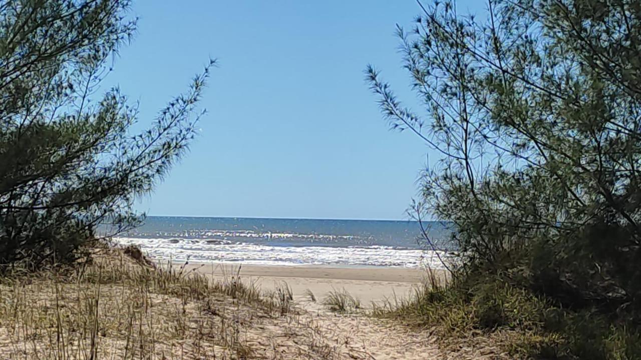 Balneario Gaivota A Casa Amarela - Conforto E Tranquilidade Proximo Ao Mar מראה חיצוני תמונה